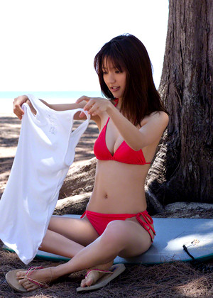 Japanese Erina Mano Dares Beach Porno