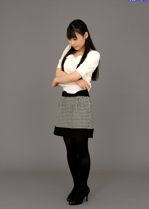 Japanese Asuka Ichinose Yardschool Mom Teen