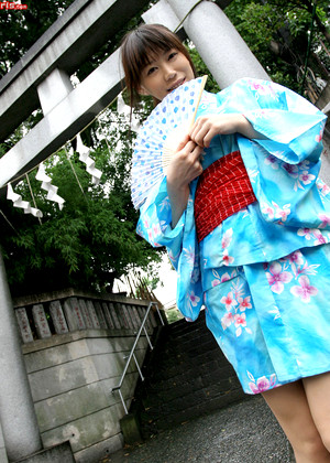 Japanese Kimono Sarina Indonesia Photo Club jpg 1