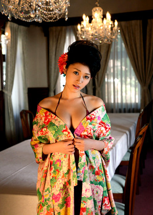 Japanese Mikie Hara Stripping Breast Pics jpg 3