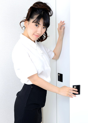 Japanese Rin Suzukawa Rump Outdoor Xxx jpg 8