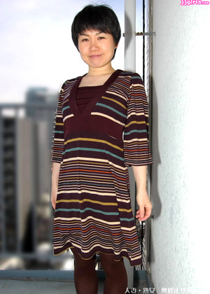Japanese Yuko Kamei Promo Latin Angle jpg 1