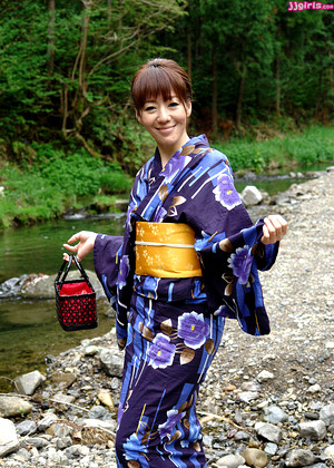 Japanese Yuko Nakamori King Girl Nackt jpg 9